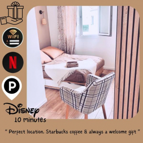 Studio EASY CHECK-IN 8 mins Disneyland 35 mins Paris FREE Starbucks coffee parking wifi